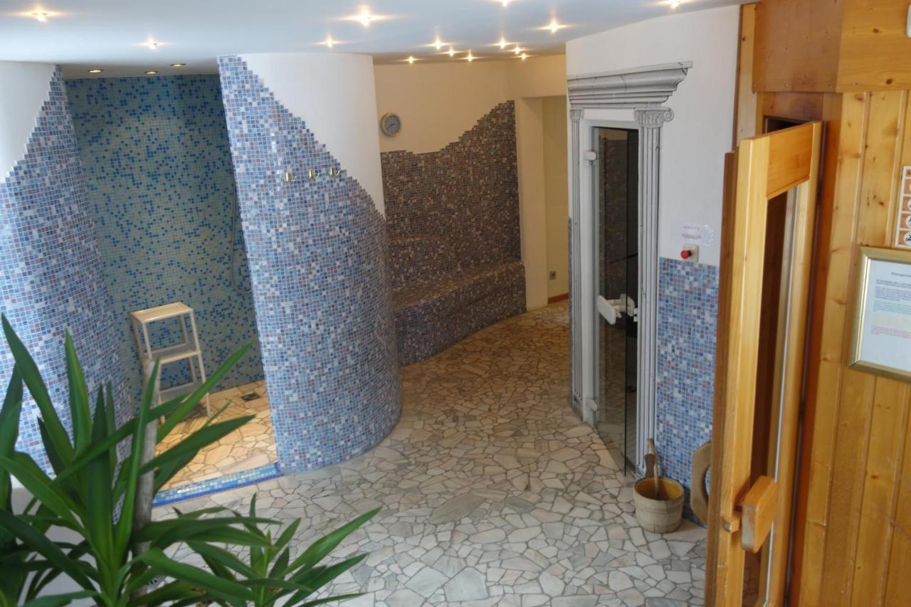 Edelsteinhotel Guniwirt Krakaudorf Kültér fotó