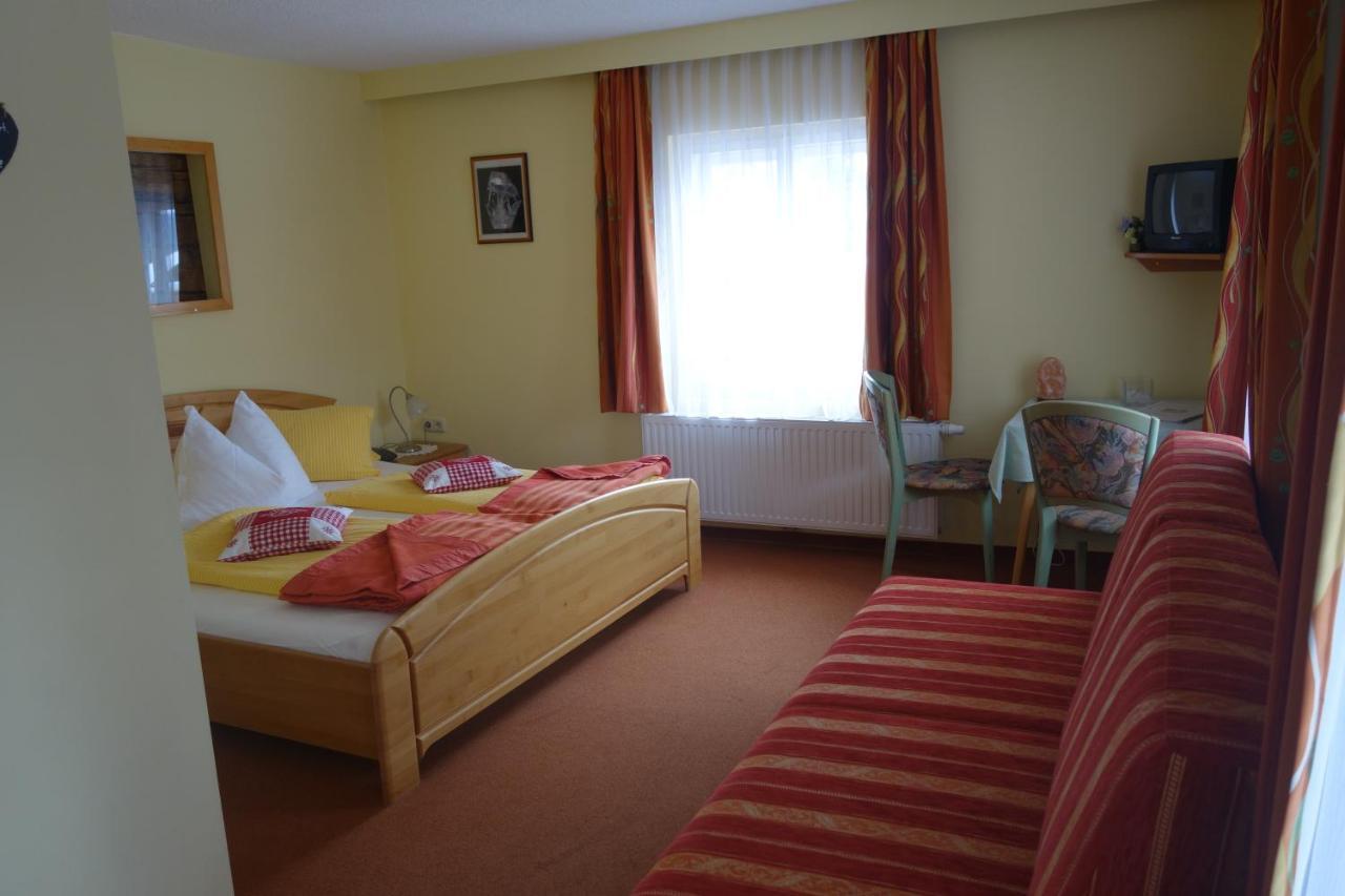 Edelsteinhotel Guniwirt Krakaudorf Kültér fotó