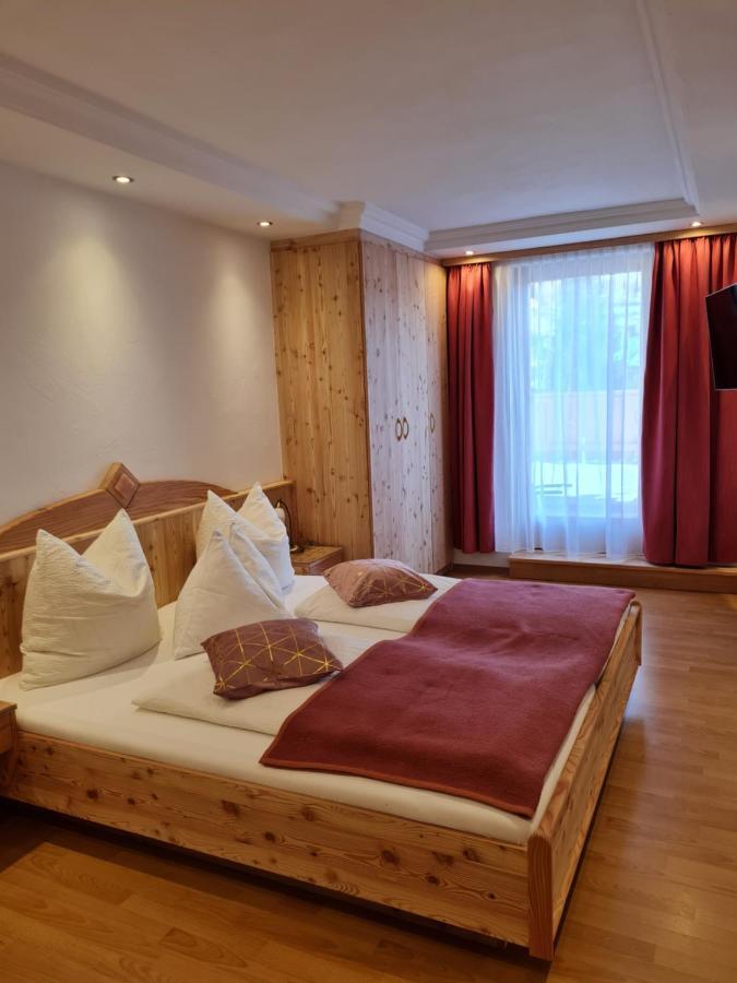Edelsteinhotel Guniwirt Krakaudorf Kültér fotó