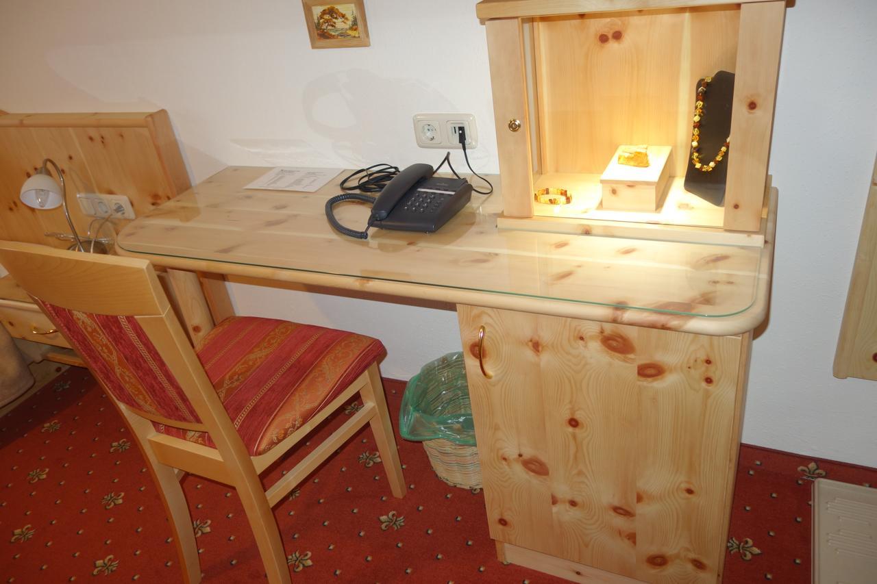 Edelsteinhotel Guniwirt Krakaudorf Szoba fotó