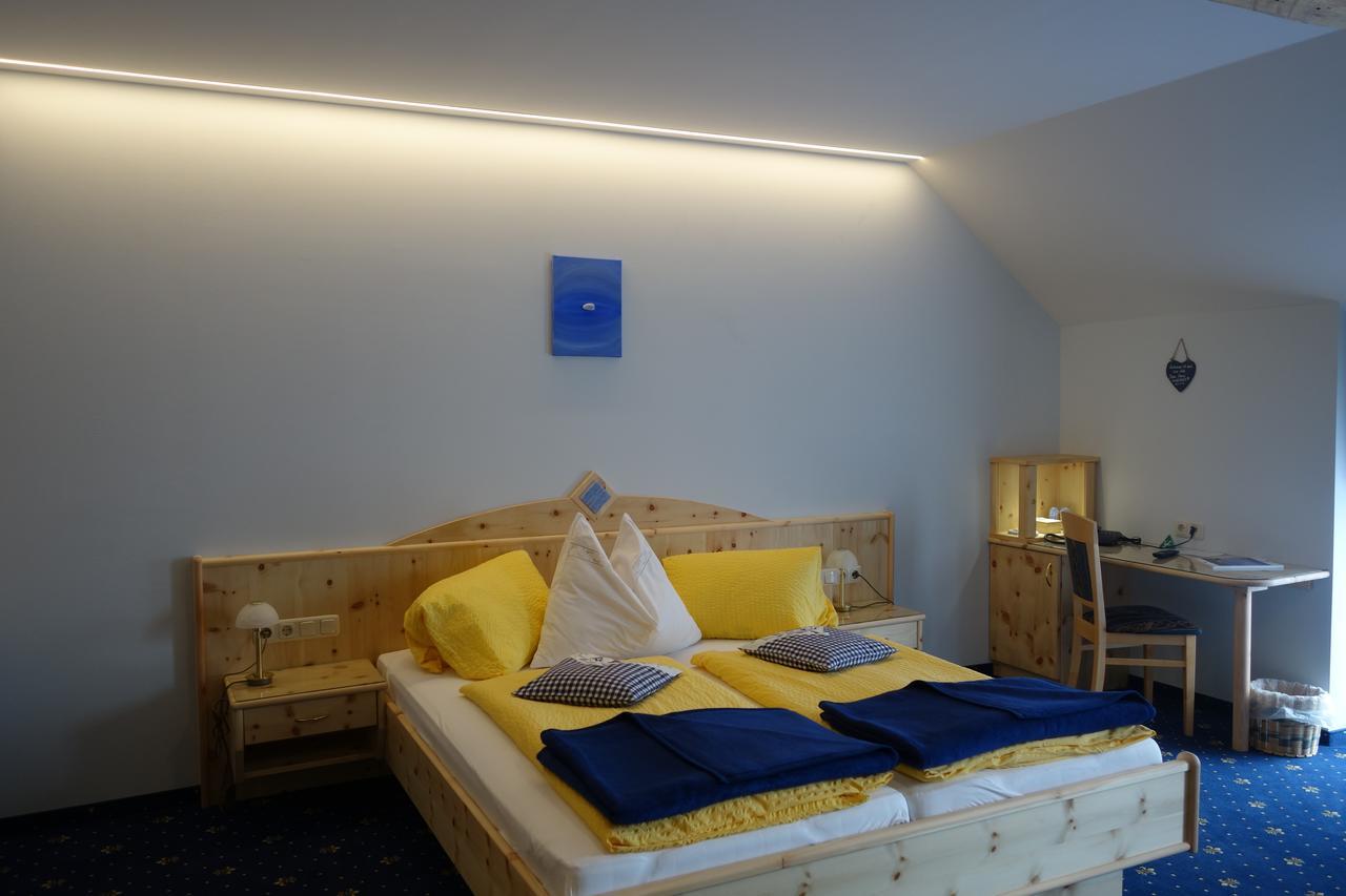 Edelsteinhotel Guniwirt Krakaudorf Szoba fotó