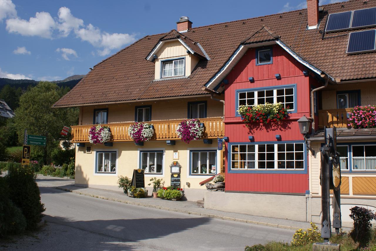 Edelsteinhotel Guniwirt Krakaudorf Kültér fotó