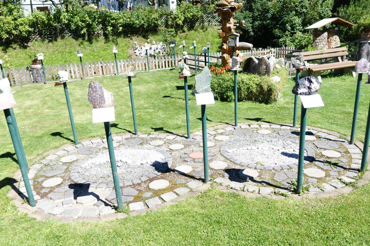 Edelsteinhotel Guniwirt Krakaudorf Kültér fotó