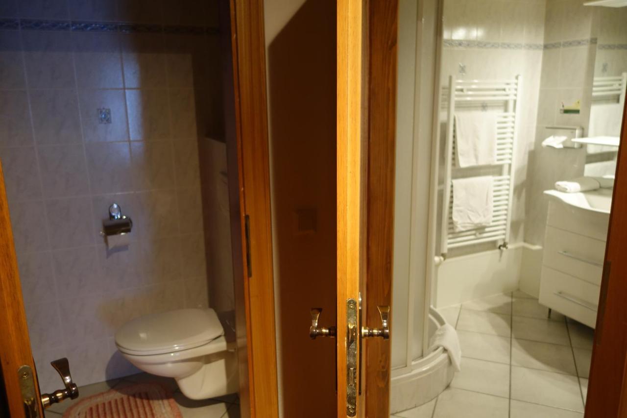 Edelsteinhotel Guniwirt Krakaudorf Kültér fotó